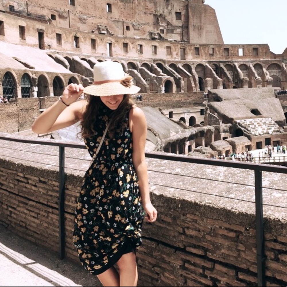 Meet your Posher, Hannah